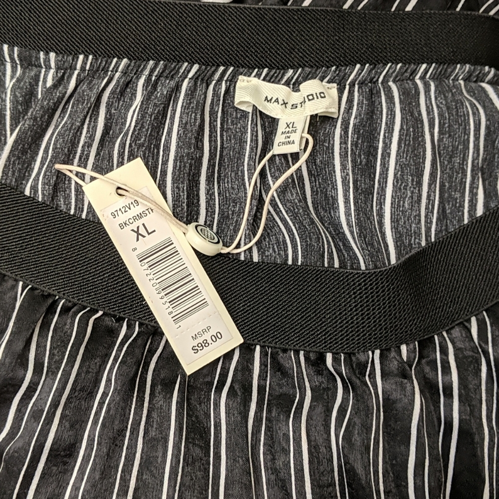 Max Studio accordion stripes midi skirt - Picture 2 of 4